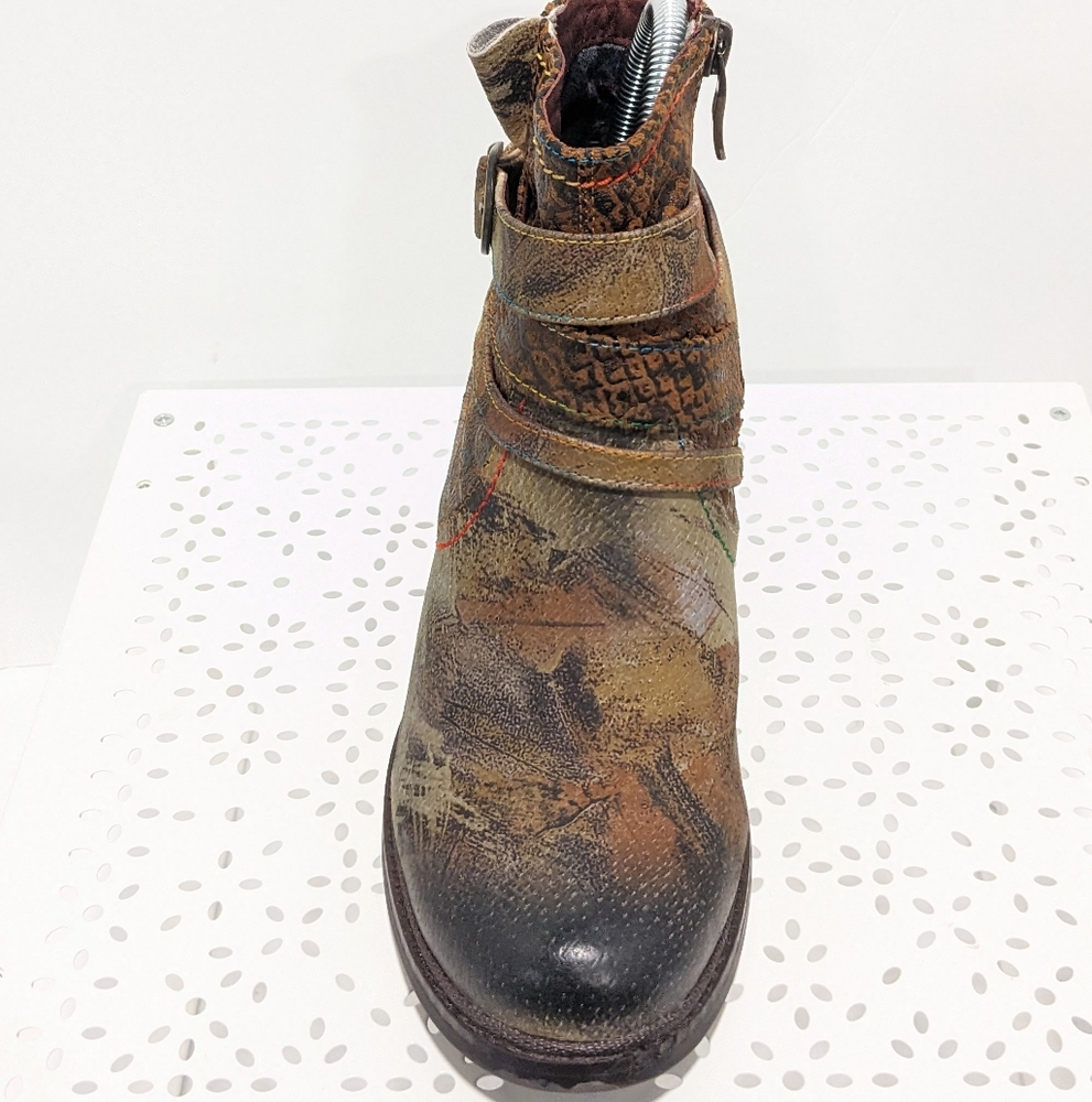 L ' Artiste leather Shazzam boots - Picture 10 of 16